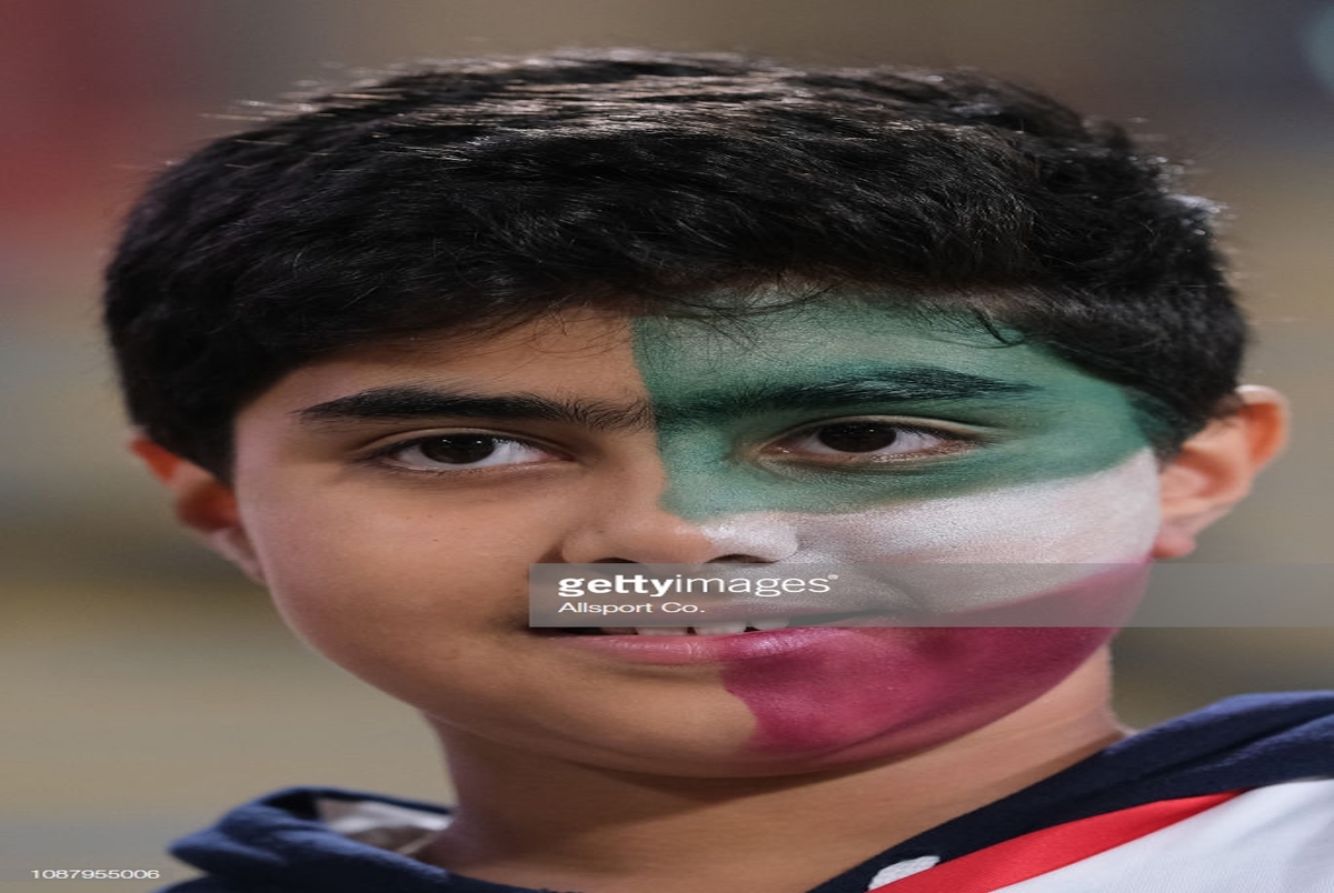 کودک گمشده ایرانی در جایگاه ویژه ورزشگاه بن زاید امارات + عکس