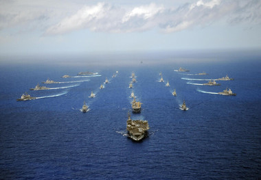 استقرار ناوهای جنگی آمریکا در دریای جنوبی چین/پکن تایوان را تحریم کرد

