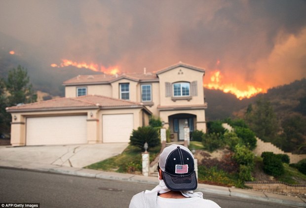 10 کشته در مرگبار ترین آتش سوزی کالیفرنیا+ اولین عکس مظنون اصلی