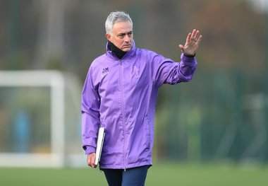 مورینیو: امسال قهرمان نمی‌شویم و شاید سال آینده هم نشویم