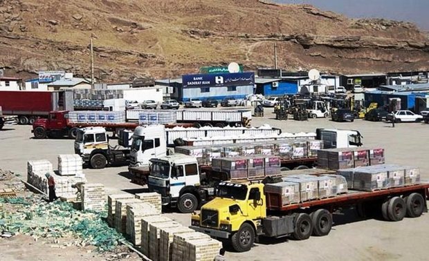 صادرات کالا از مرز مهران به عراق افزایش یافت
