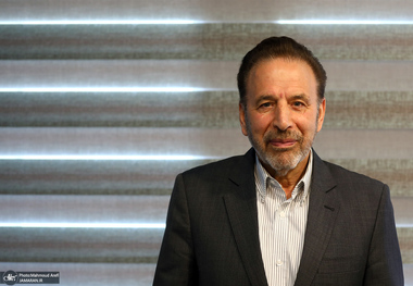 واعظی: تنها امید ترامپ برای تحقق وعده‌هایش در سیاست خارجی، توافق هسته‌ای و رفع تحریم‌های ایران است/ عراقچی اهل مشورت است؛ پس از بازگشت از مذاکرات از نظرات افراد با تجربه استفاده می‌کنند