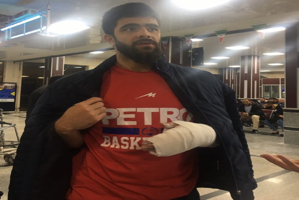  بازیکن تیم ملی بسکتبال از ناحیه دست دچار شکستگی شد+عکس
