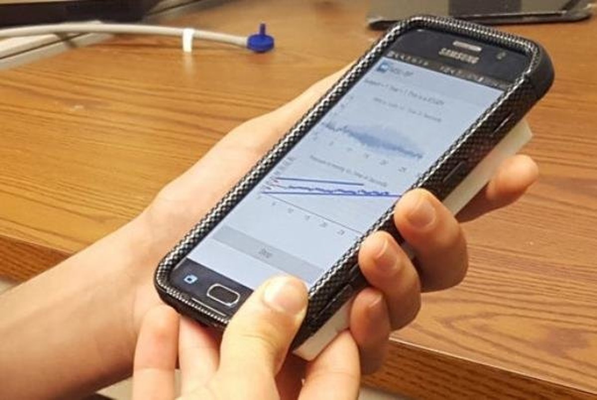 این قاب موبایل فشار خونتان را اندازه گیری می کند!