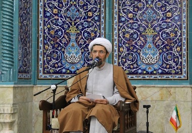 پیروزی انقلاب اسلامی در عصر حاضر یک معجزه الهی بود