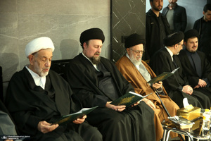 حضور سید حسن خمینی در منزل آیت الله امام جمارانی