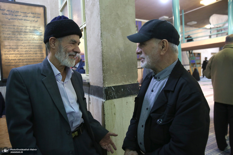 دیدار جمعی از پیشکسوتان سپاه جماران با سید حسن خمینی  1