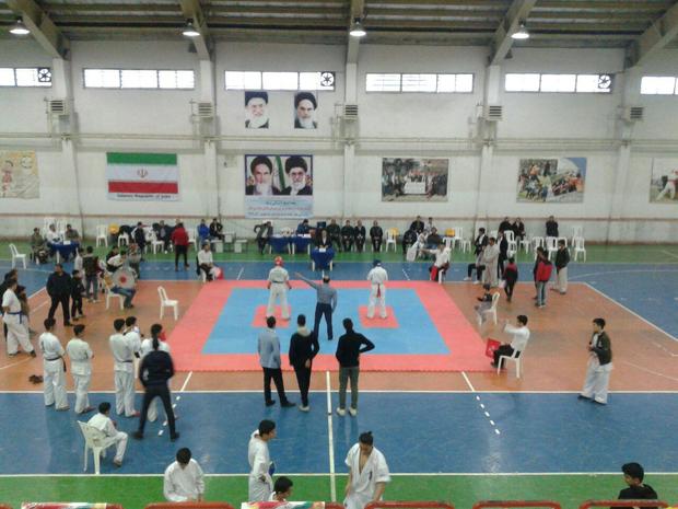آستارا قهرمان مسابقات کاراته استان گیلان شد