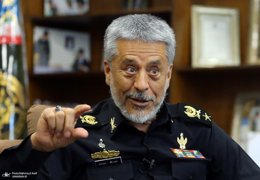 امیر دریادار سیاری: از آمادگی ۱۰۰ درصدی برخورداریم/ می‌جنگیم و محاسبات دشمن را به هم می‌ریزیم/ در جنگ تحمیلی ۱۲ روزه فقط با رژیم صهیونیستی نجنگیدیم؛ بلکه با ناتو و پیشرفته‌ترین تجهیزات دنیا جنگیدیم