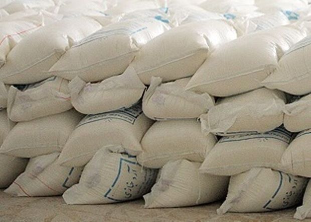 کشف ۶۰۰ کیسه آرد قاچاق در خرم‌آباد