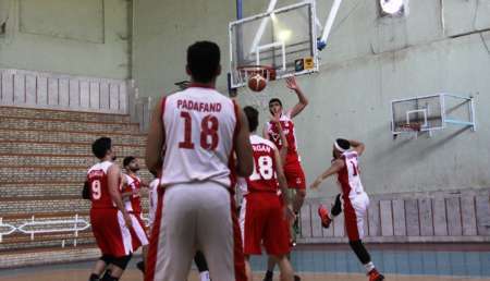 صعود خوزستان و هرمزگان به نیمه نهایی رقابتهای مینی بسکتبال پسران کشور