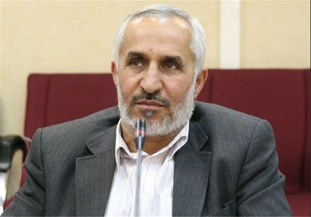 احمدی نژاد از خاتمی و روحانی تشکر کرد