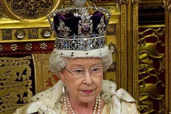 ملکه انگلیس به فکر کناره گیری نیست