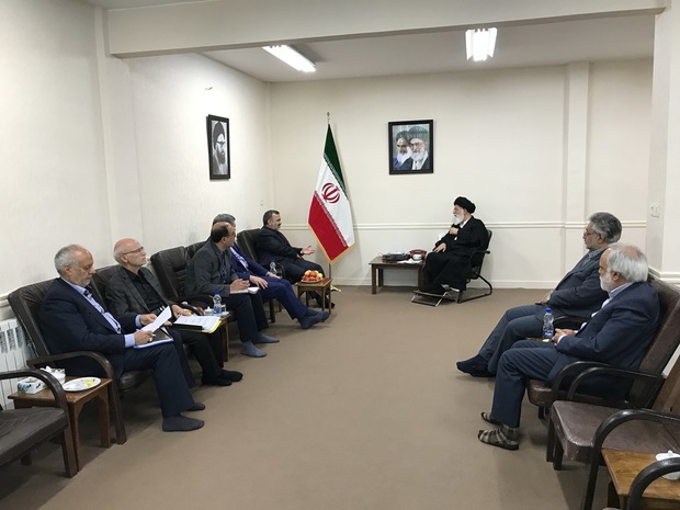 خدمت به زائران و مجاوران سرلوحه کار ماست