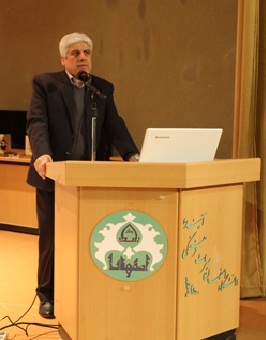 رئیس دانشگاه اصفهان:بهبود شاخص های کیفی منجر به افزایش سرانه بودجه دانشگاه شد
