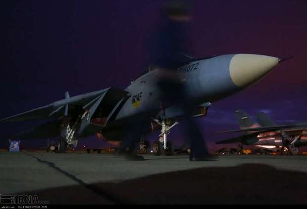 بمب افکن های نیروی هوایی ارتش عملیات غافلگیری شبانه را اجرا کردند