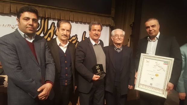 دهمین جایزه ملی مدیریت به شرکت برق منطقه‌ای باختر اعطا شد