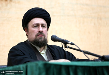 یادگار امام : یکی از خصلت هایی که می تواند هرکسی را زمین بزند ظلم و ستم است
