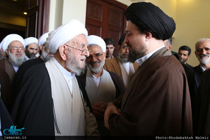 حاشیه تجدید میثاق هیأت رئیسه و اعضای مجلس خبرگان رهبری با آرمان های امام خمینی (س)