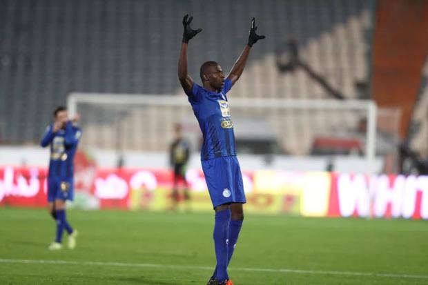 وکیل دیاباته استقلالی ها را تهدید کرد