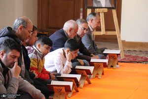 محفل انس با قرآن در بیت تاریخی حضرت امام در خمین