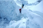 کوهنورد تهرانی از ارتفاعات زرد لیمه شهرستان اردل سقوط کرد