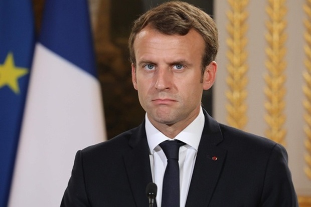 رئیس جمهور فرانسه وضعیت اضطراری اقتصادی اعلام کرد