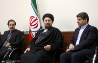 دیدارمدیران و جمعی از اعضای تحریه موسسه مطبوعاتی ایران و خبرگزاری ایرنا با سید حسن خمینی
