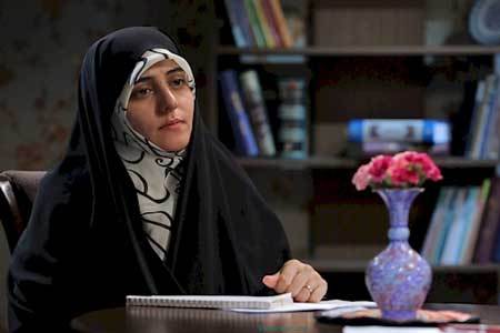 مجری جنجالی دوباره بر روی آنتن شبکه افق/ ویدیو
