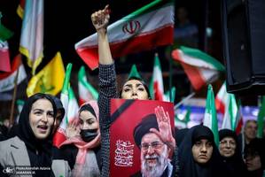 چهل و یکمین شب اجتماع پر شور مردم در شهرک ولیعصر (عج)