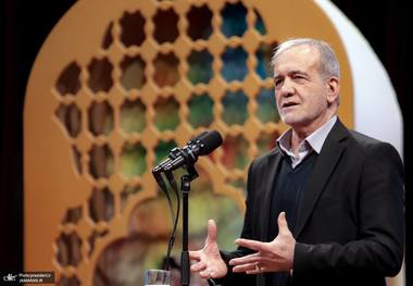 پزشکیان: وضعیت امروز زابل نسبت به ۵۰ سال قبل بهتر نشده و بدتر شده است!