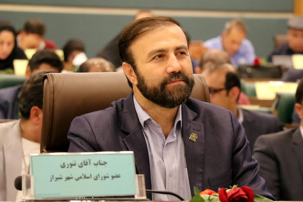 تذکر رییس کمیسیون فرهنگی شورا به شهردار شیراز  شهرداری درباره برخی انتصابات گزارش دهد
