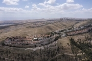 آتش سوزی مهیب در یک پایگاه نظامی اسرائیلی در کرانه باختری