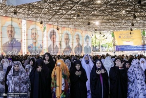 نماز عيد سعيد قربان در دانشگاه تهران