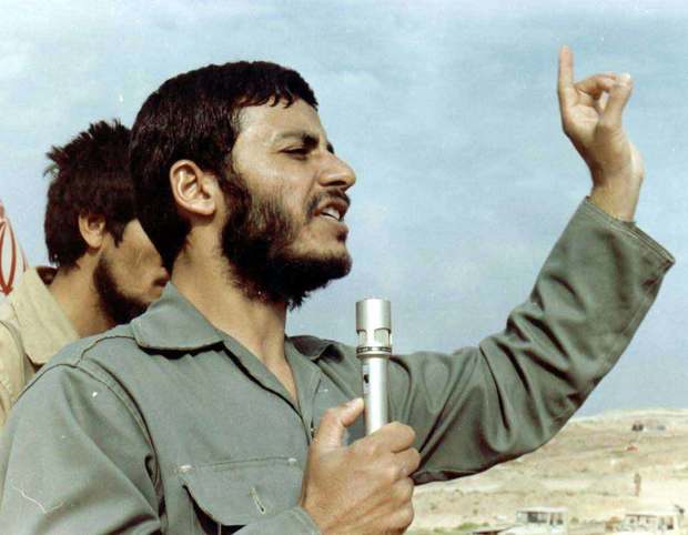 آخرین بوسه ای که شهید همت بر گونه محمد مهدی زد