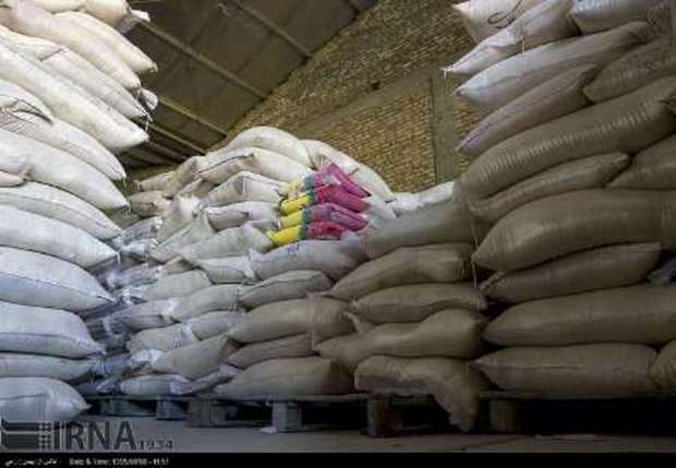 218 تن برنج وارداتی در بازارهای ایلام در حال توزیع است