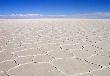 مدیرکل منابع طبیعی: آب ورودی به دریاچه نمک قم نزدیک صفر است