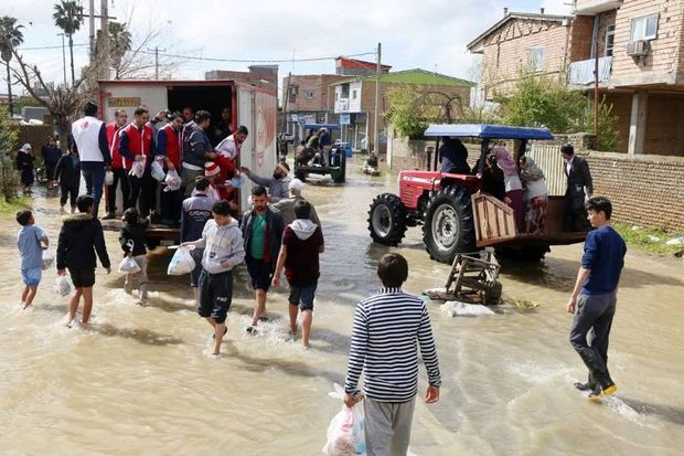 شهروندان استان مرکزی هشت میلیارد ریال به سیل زدگان کمک کردند