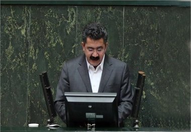 جزئیات تازه از حضور نماینده سراوان در گمرک