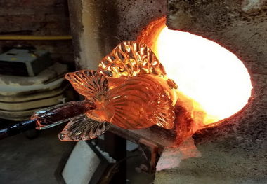 ‌۱۲۰ کارگاه صنایع‌دستی تهران مواد اولیه دریافت می‌کنند