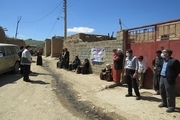 توزیع اقلام بهداشتی بین ۷۰ خانوار روستایی شاهین‌دژ