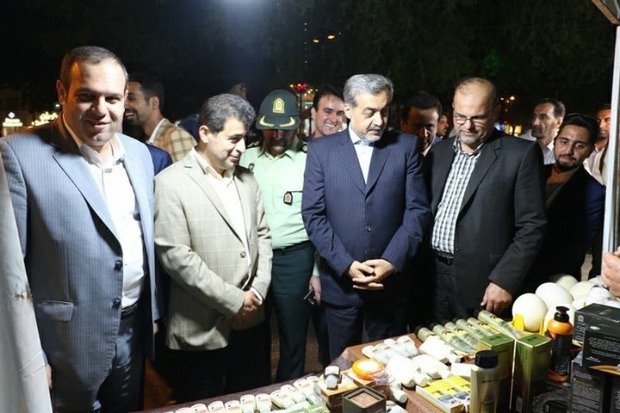 نمایشگاه ضیافت خوبان و شب های روشن شهر لاهیجان را منور کرد