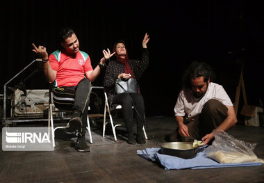 هنرمندان بوشهری در جشنواره تئاتر فجر درخشیدند