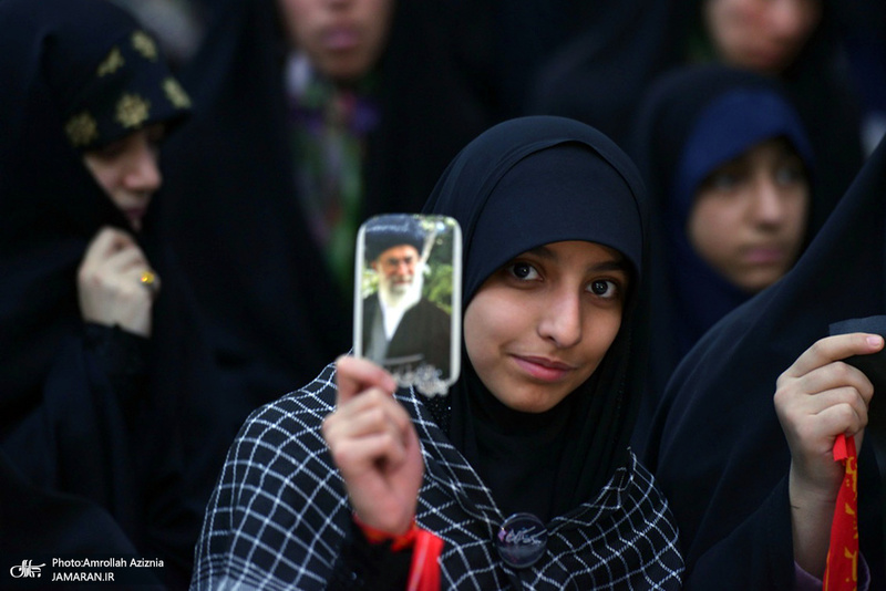 گرامیداشت سالروز ورود بنیانگذار جمهوری اسلامی ایران به میهن در حرم امام خمینی(س)