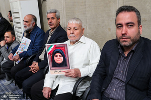 دیدار دانش‌آموزان و دانشجویان با رهبر معظم انقلاب