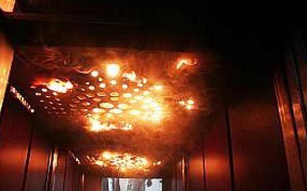 آتش سوزی آسانسور یک واحد مسکونی در قزوین مهار شد