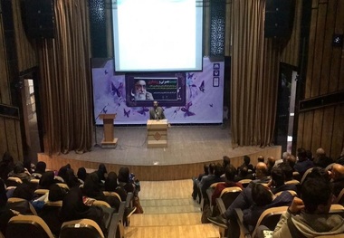 آمریکایی‌ها علیه ایران جنگ روانی به راه انداخته‌اند