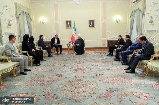 اعلام پشتیبانی تهران از دولت مادورو توسط رییس جمهور
