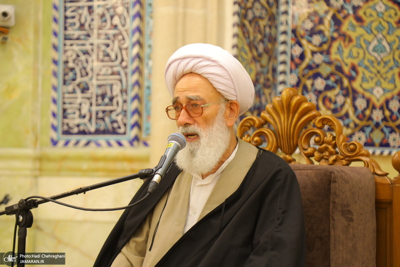 مراسم ترحیم آیت الله نورالله شاه آبادی(ره) در مسجد اعظم قم