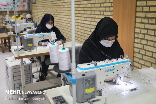 راه اندازی واحد های تولید ماسک بهداشتی در هنرستان میناب